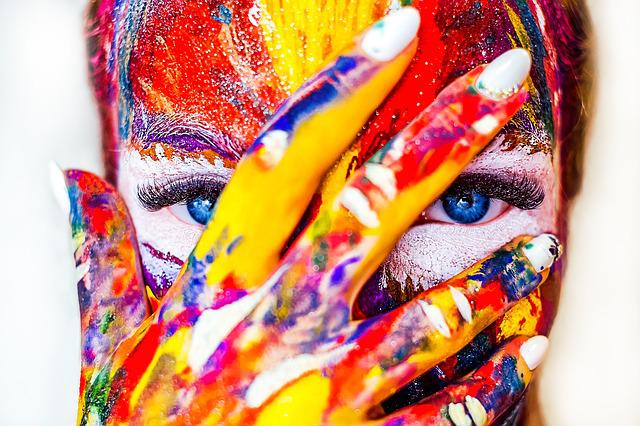 Gesicht bunt Hand Augen Farbe